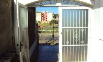 Imagem 4: Casa para aluguel possui 200 metros quadrados com 3 quartos