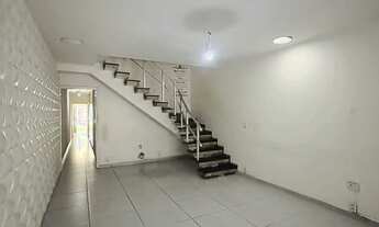 Imagem 2: Sobrado com 4 dormitórios e 2 vagas garagem.. 250 m² - venda por R$ 1.100.000 ou aluguel p