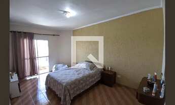 Imagem 5: Casa para Aluguel - Jardim Maristelan, 4 Quartos, 220 m2