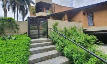 Imagem 2: Casa em Rua fechada - Granja Viana