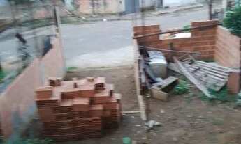 Imagem 2: Vendo lote com construção já iniciada