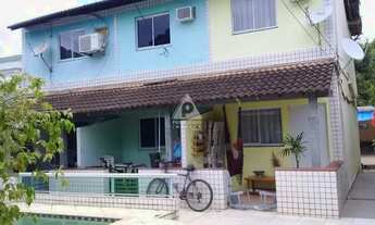 Imagem: Casa duplex 3 qts Curicica/Camorim atrás