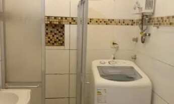 Imagem 3: Imóvel atrás da mata