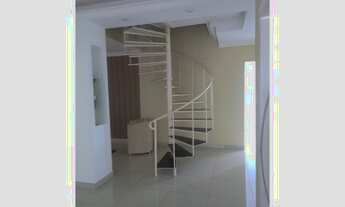 Imagem 3: Lindo sobrado em ótima localização