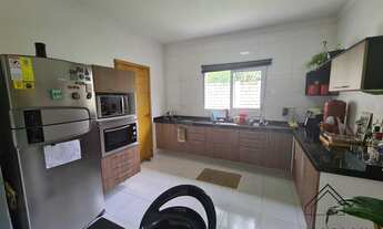 Imagem 5: Casa em Condomínio para Venda em Taubaté, Vila Areao, 3 dormitórios, 1 suíte, 2 banheiros