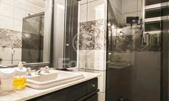 Imagem 6: Excelente ap de 3 dormitórios. Prédio com portaria 24h e elevadores. Ótima localização