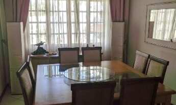 Imagem 4: Casa de condomínio para venda possui 300 metros quadrados com 4 quartos