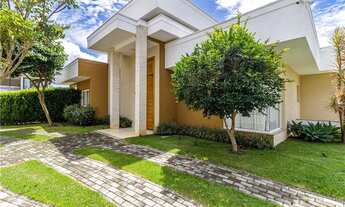 Imagem 2: Casa Térrea Alto Padrão com 3 dormitórios, sendo 1 suíte master à venda, 301m² por R$2.097