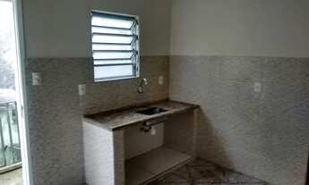 Imagem 2: Casa 1 dorm, coz, wc e área de serviço, recém pintada pr