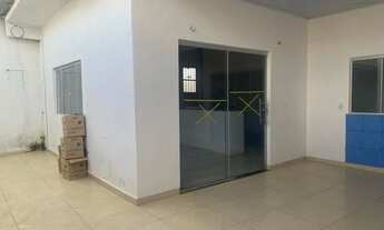 Imagem 2: Vende-se esta linda casa de dois quartos e um ponto comercial