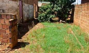 Imagem: Vende-se um terreno no Rancho Aegrw