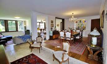 Imagem 5: Casa para venda possui 547 metros quadrados com 4 quartos em Jardim Social - Curitiba - PR