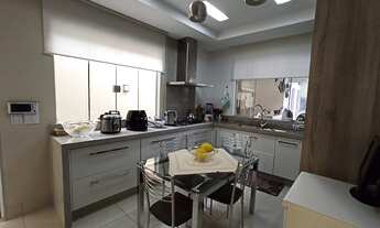 Imagem 2: Sobrado todo mobiliado no Jardim Tóquio - Maringá - PR