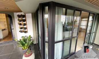 Imagem 6: Apartamento para aluguel e venda possui 255 metros quadrados com 4 quartos