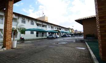 Imagem 2: Apartamento mobiliado, para aluguel tem 55 metros quadrados com 2 quartos