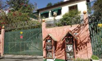 Imagem 5: Espetacular Casa em trecho sem saída