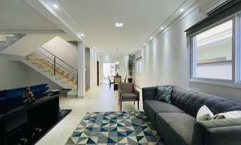 Imagem 3: Casa para venda em condomínio, com 4 quartos (suítes), 230 m² construído, Residencial Flor