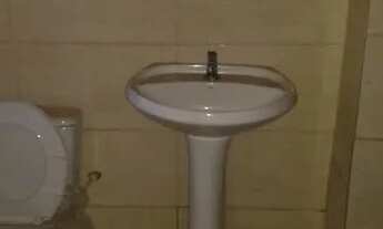 Imagem 5: Casa para venda possui 200 metros quadrados com 5 quartos em Santa Maria Goretti - Porto A