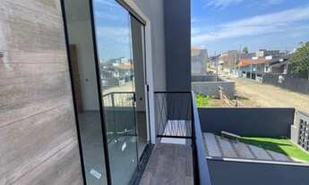 Imagem 4: Sobrado com piscina, simplesmente impecável, a 900 metros do mar