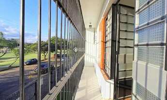 Imagem 2: Casa para venda possui 219 metros quadrados com 3 quartos em Partenon - Porto Alegre - RS