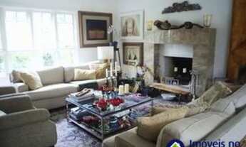 Imagem 6: Encantadora, ensolarada e em condomínio, próximo ao Jardim Guedala