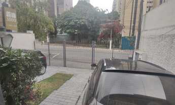 Imagem 3: Terreno plano com 415 m2 ( 8,30 x 50 ) próximo ao Shopping Ibirapuera para incorporação