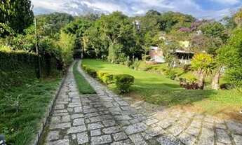 Imagem 3: Bingen/Petrópolis-RJ. Casa fora de condomínio. R$ 2.200,000,00 (Estuda-se permuta