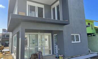 Imagem 3: Sobrado para venda possui 217 metros quadrados com 3 quartos em Capao Novo - Capão da Cano