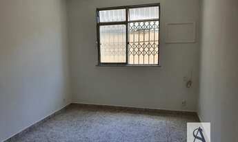 Imagem 4: Sala dois quartos localizado no térreo, reformado, uma vaga