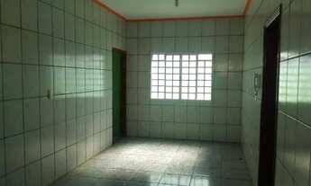 Imagem 2: Casa para venda com 115 metros quadrados com 2 quartos em Jardim Amália - Caçapava - São P