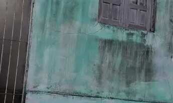 Imagem 2: Dois quartos uma sala cozinha terraço Corredor quintal 8×9