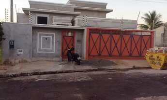 Imagem: CASA PADRÃO CONDOMÍNIO PARTICULAR