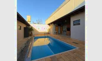 Imagem 6: Casa no Jardim Belvedere com piscina, 4 quartos, 2 suítes, R$ 680.000,00