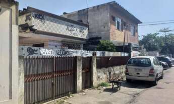 Imagem 6: Conjunto comercial contíguo formado por CASA linear , SOBRADO e GALPÃO oficina