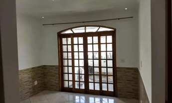 Imagem 3: Vendo casa Localizado Próximo à via light, mercado Maringá, 2 linhas