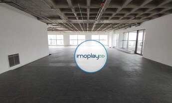 Imagem 3: Conjunto comercial com 310m² vão livre, com piso elevado e 09 vagas de garagem