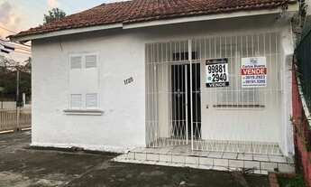 Imagem 3: Casa para venda possui 200 metros quadrados com 5 quartos em Santa Maria Goretti - Porto A