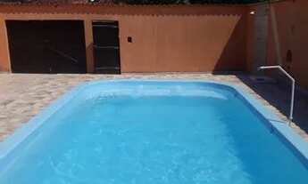 Imagem: Alugo casa na praia com piscina!
