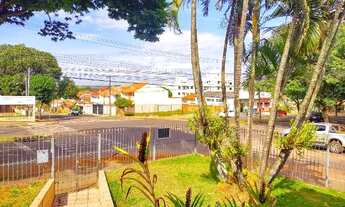 Imagem 5: Casa de esquina no centro de Campo Mourão