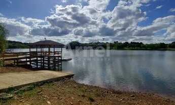 Imagem 2: Terreno de frente para barragem do Capingui em Condominio Fechado