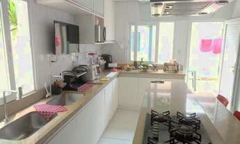 Imagem 5: Alugo casa duplex 5 suites, finamente decorada/mobiliada - ITAIGARA/COND FECHADO