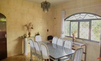 Imagem 7: Casa de esquina no centro de Campo Mourão