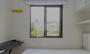 Imagem 3: Apartamento para aluguel e venda possui 70 metros quadrados com 2 quartos