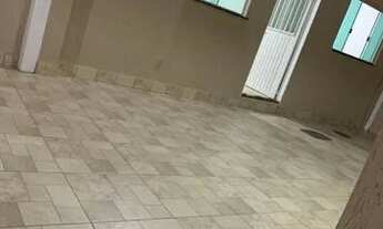 Imagem 4: Casa de fundo Casa com 1 dormitório