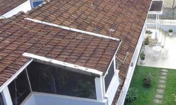 Imagem 3: Ótima residência no Centro, com grande pomar, próxima a Cervejaria Bohemia