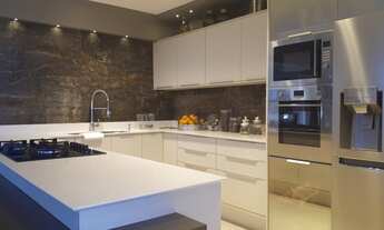 Imagem 7: Casa Alto Padrão, Mobiliada, 3 dormitórios c/ suíte, 3 andares, 540 m² no Pedra Branca - P