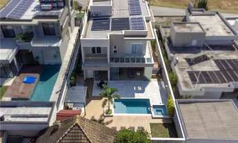 Imagem 2: Casa Alto Padrão com 5 dormitórios, sendo 4 suítes à venda, 457m² por R$2.690.000,00- Cond