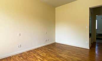 Imagem 6: Casa de condomínio sobrado para aluguel tem 380 metros quadrados com 4 quartos