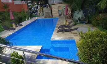 Imagem 6: /Alugo linda casa com 3 suítes e piscina - estilo rústico - Condomínio Morada dos Nobres