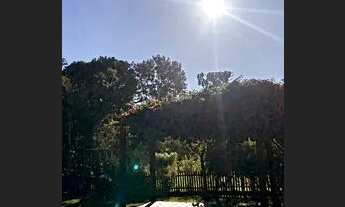 Imagem 3: Chalé com banheira e piscina